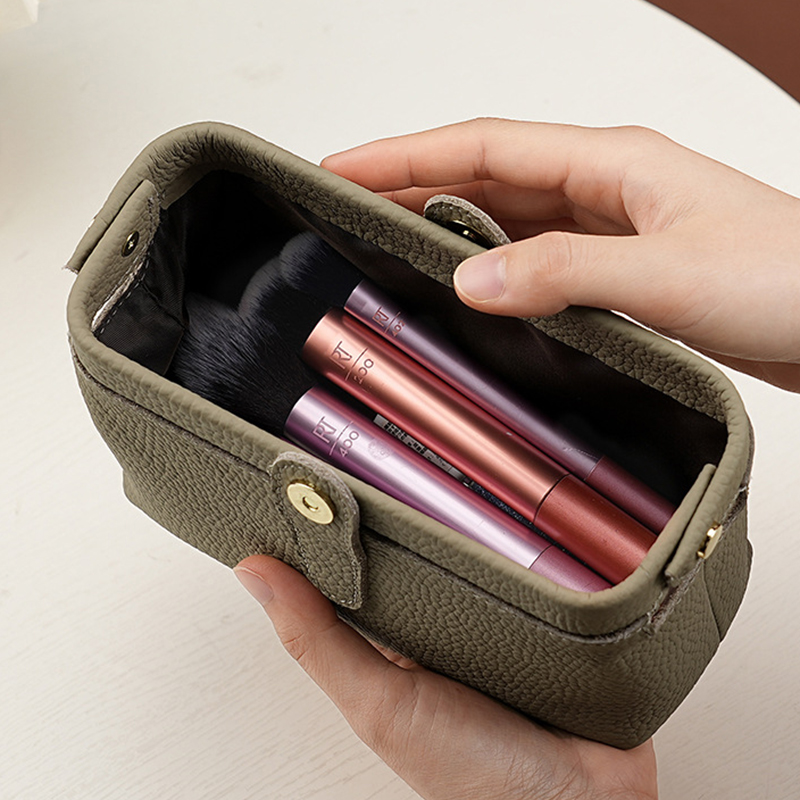 Torebka kosmetyczna z luksusow – Luxury Skincare Accessories recenzja i cena