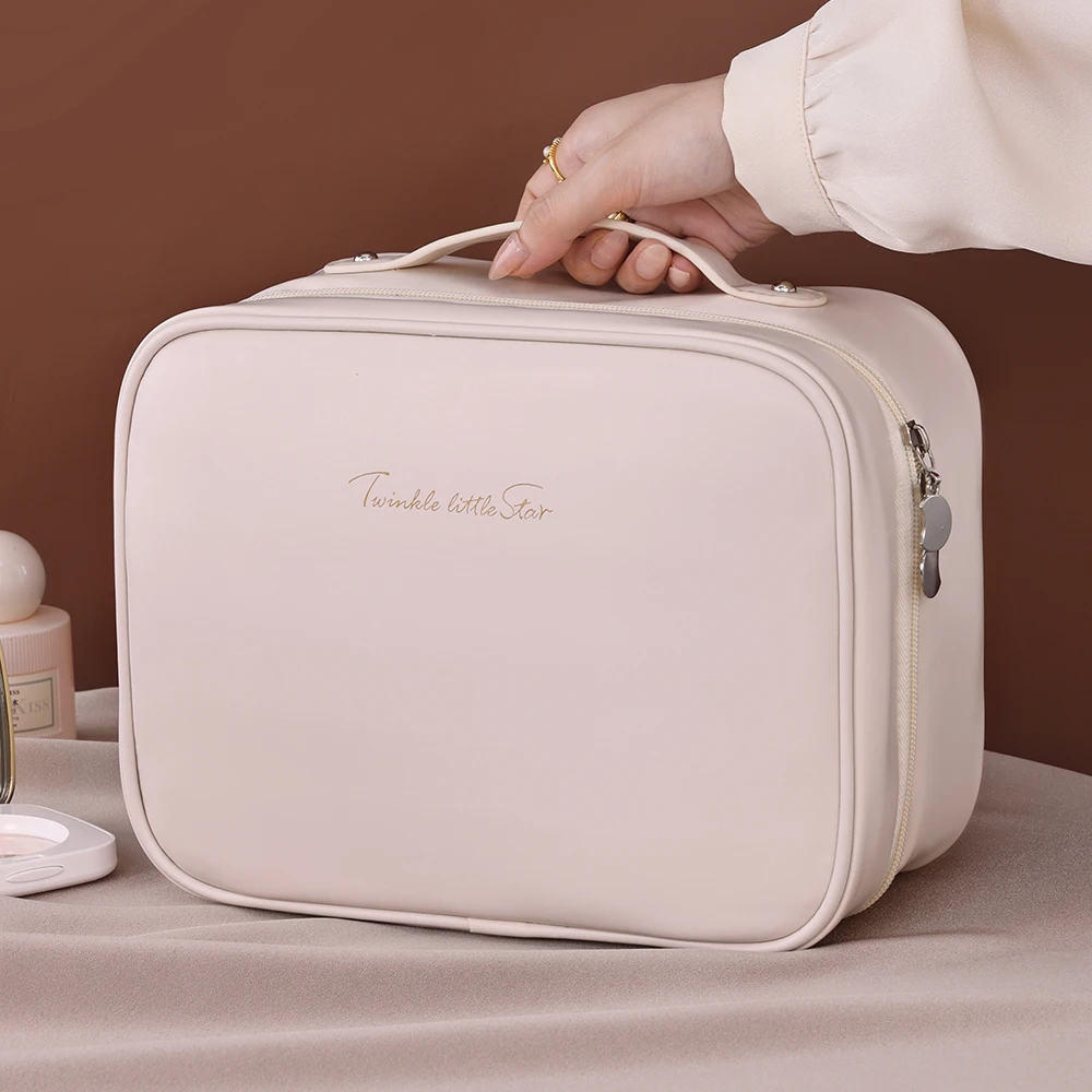 Duża, pojemna damska kosmetycz – Luxury Skincare Essential recenzja i cena